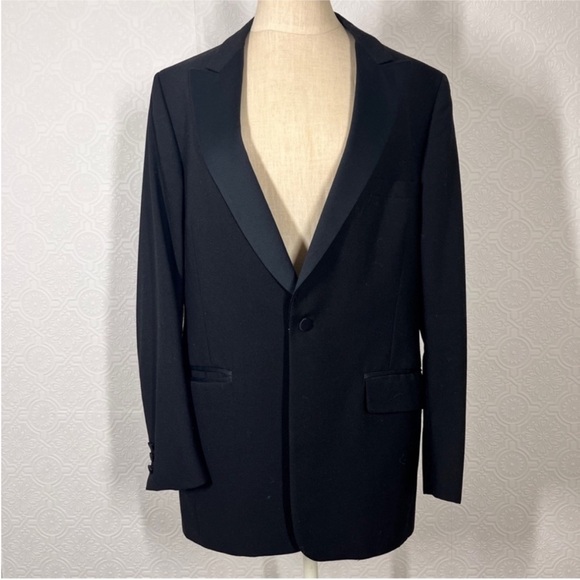 Classic Black Men's Blazer